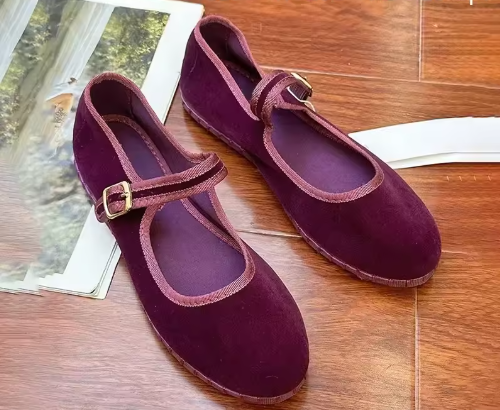 Ballerine Mary Jane in velluto con cinturino regolabile